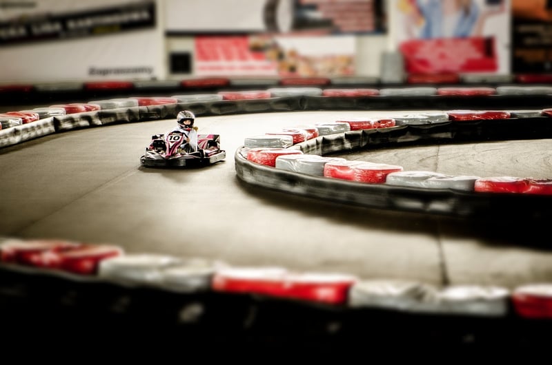 Maîtrisez la pression des pneus de votre kart sur circuit sec en 2026